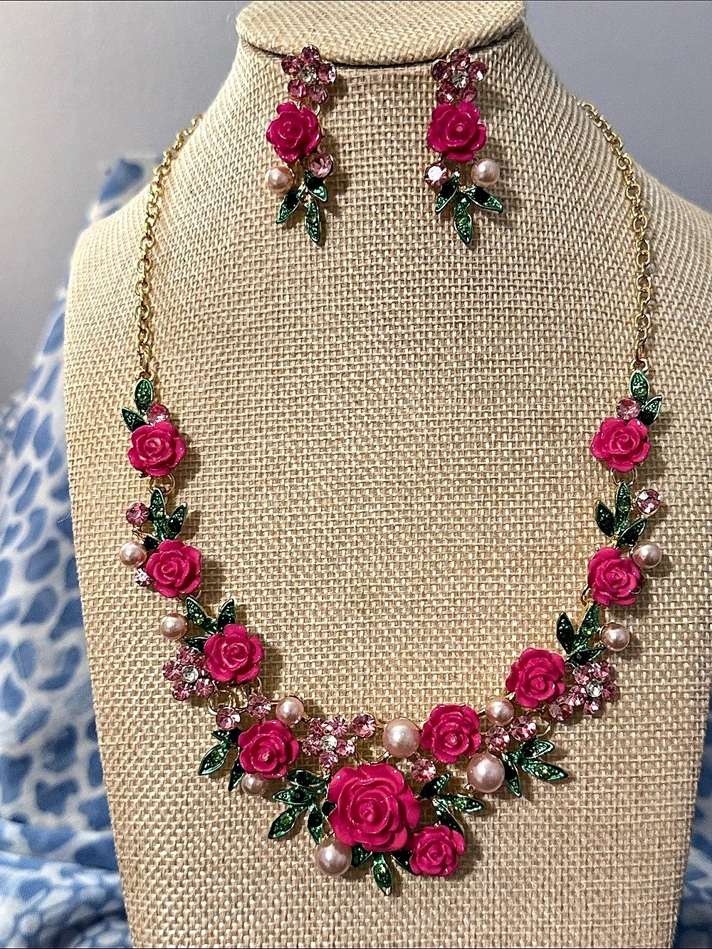 Floral Rose Necklace & Earrings in Pink